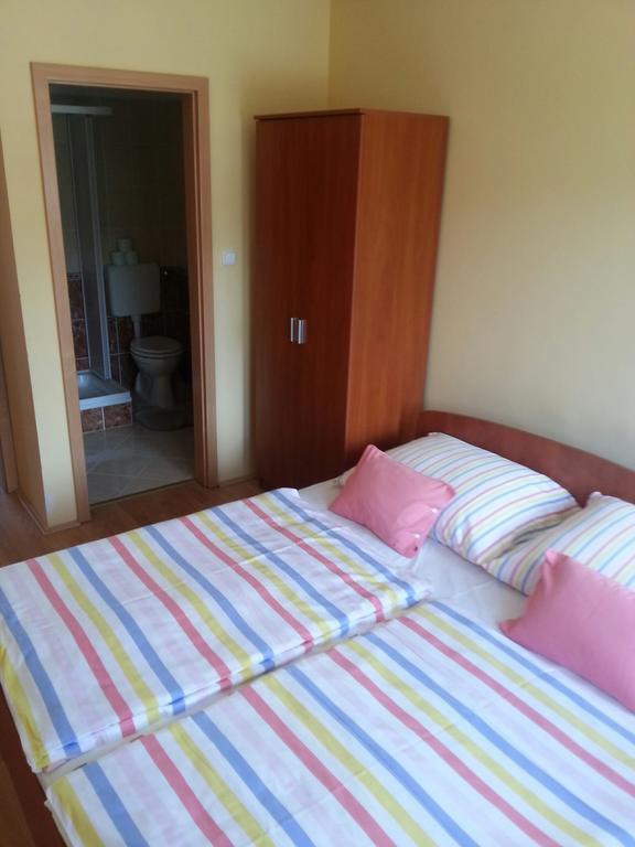 Kotany Apartman Harkány Habitación foto